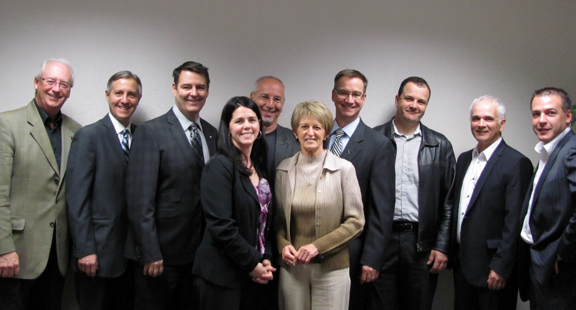 Les membres du cabinet de campagne 2012 de Centraide Richelieu-Yamaska : Pierre Piché, Raymond Leduc, Richard Arsenault, Nathalie Gagné, Pierre Rhéaume, Denise Breton, Vincent Giard, Jean-Pierre Lacombe, Pierre Palardy et Stéphane Arès.
