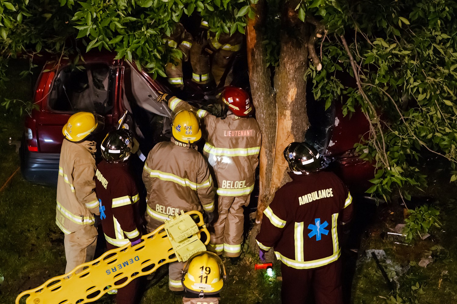 Coincé dans sa voiture pendant deux heures