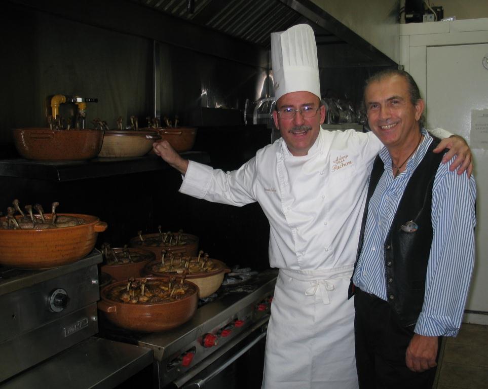 Le chef Daniel Pachon et le fondateur de la Maison amérindienne André Michel.