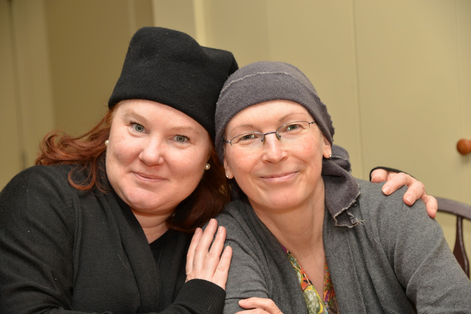 Marie-Josée Dupont a organisé une soirée-bénéfice pour venir en aide à Johanne Tessier, une aidante naturelle de Mont-Saint-Hilaire atteinte d'un cancer.