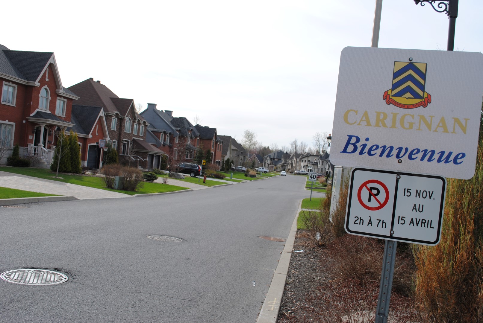Des résidants de Carignan souhaiteraient que leur quartier soit annexé à la ville de Saint-Bruno-de-Montarville, où ils utilisent les services, disent-ils.