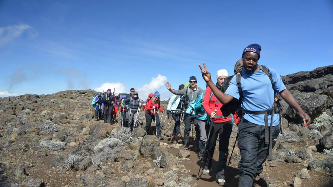 De retour au sommet du Kilimandjaro en janvier 2016