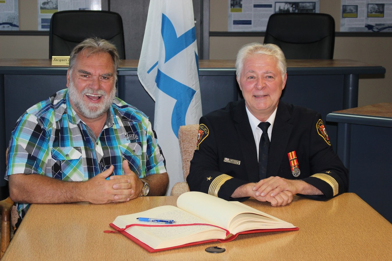 Le directeur du service des incendies de richelieu, monsieur Michel Girard, prend sa retraite après 32 années
