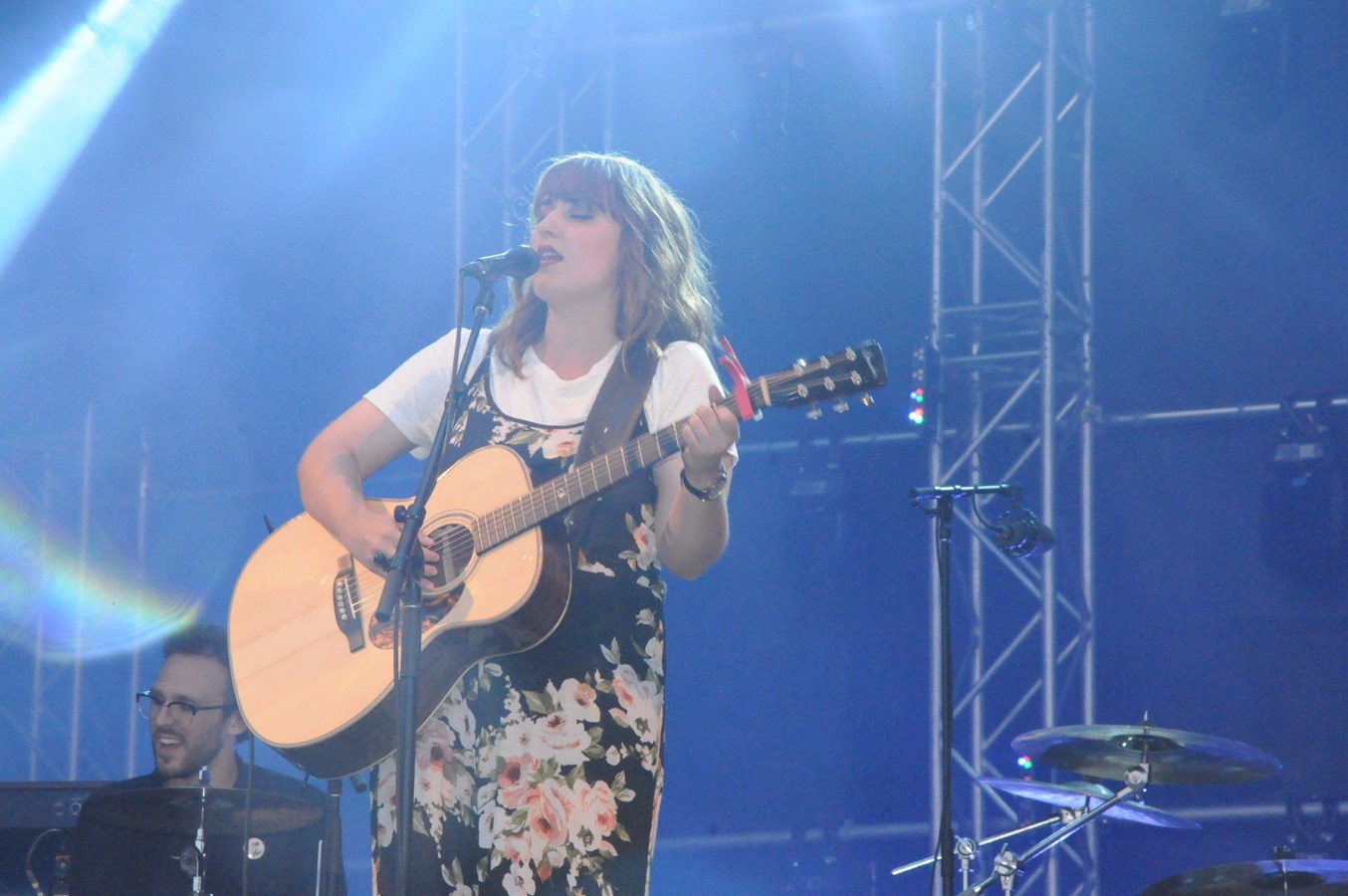 Caroline Savoie est venue charmer le public avec ses mélodies aux couleurs acadiennes lors de la 34e édition de l'International de montgolfières de Saint-Jean-Sur-Richelieu.