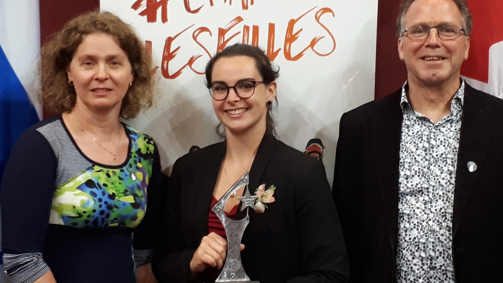 Myriam Dubreuil honorée lors du concours Chapeau, les filles!