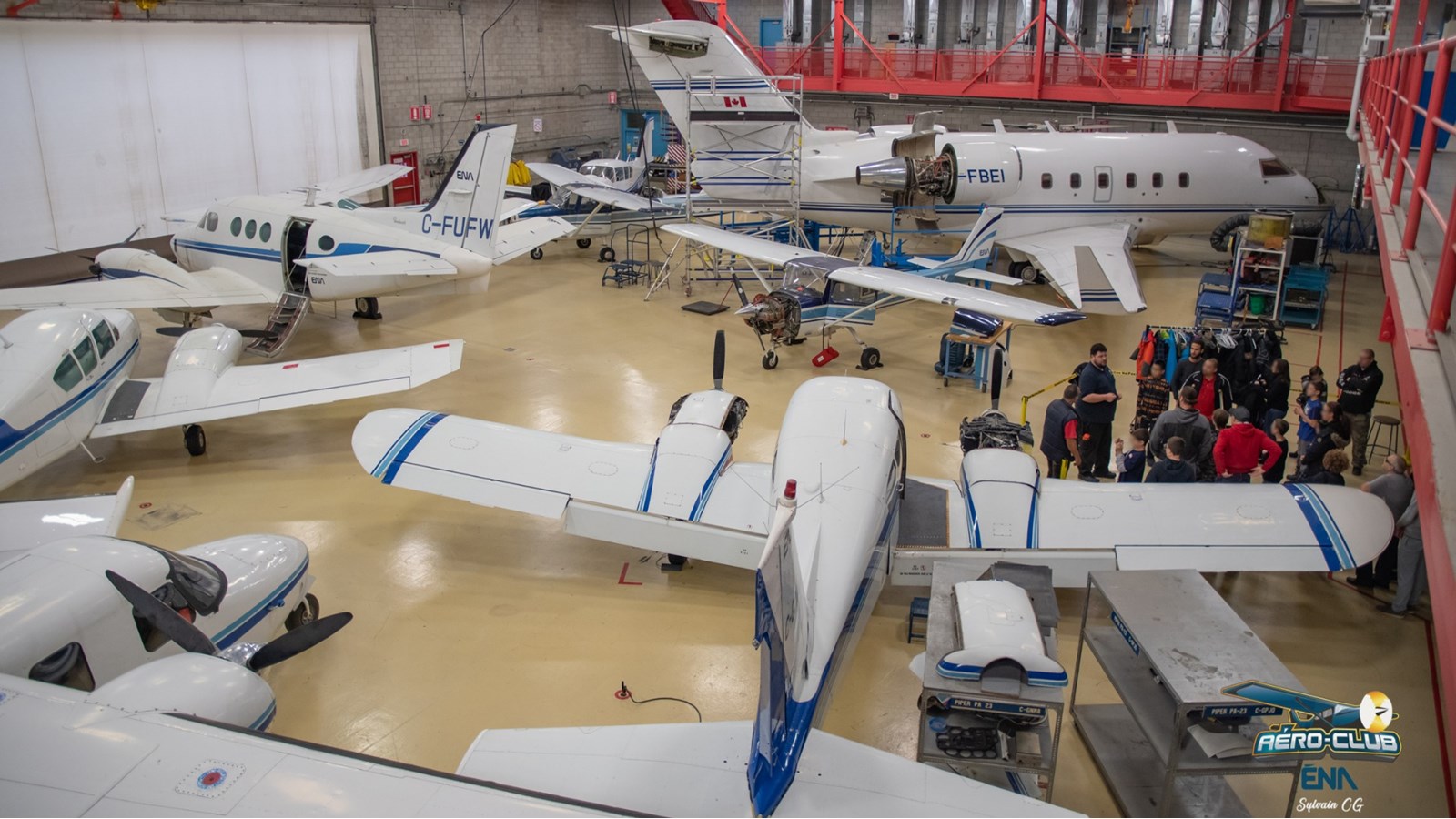 Un cadeau de Noël unique pour des enfants de la Montérégie de la part d'étudiants de l'École nationale d'aérotechnique