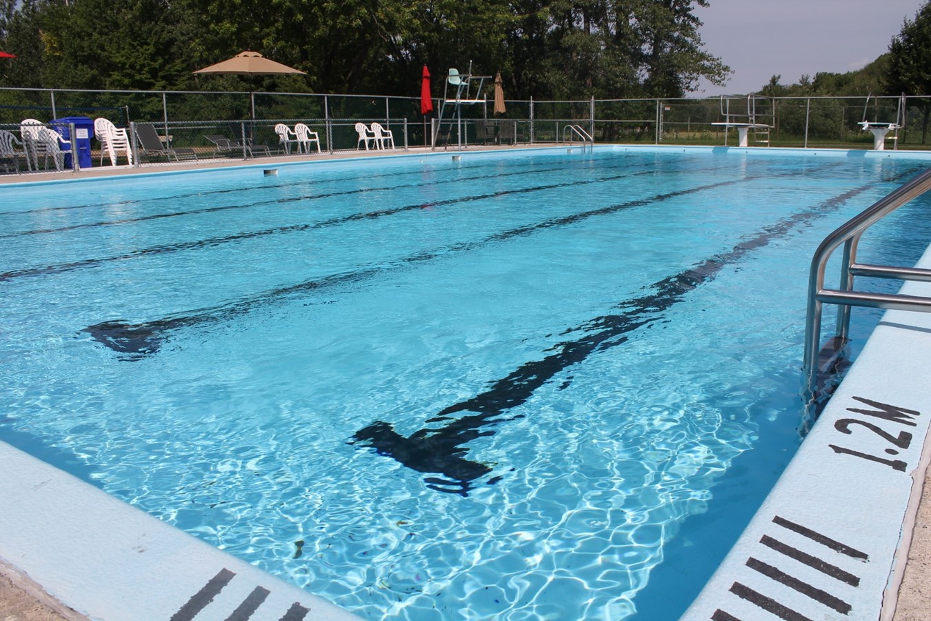 Les citoyens de Carignan bénéficient d’un accès gratuit à la piscine extérieure chauffée de Richelieu