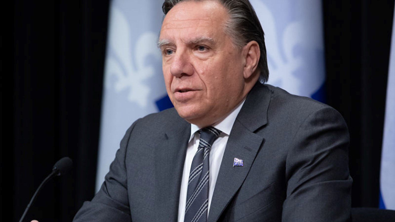 Peu de changements à prévoir dans l'assouplissement des règles en place, prévient Legault