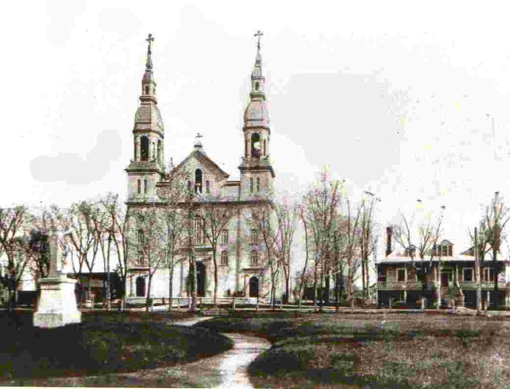 Une église en cinq temps