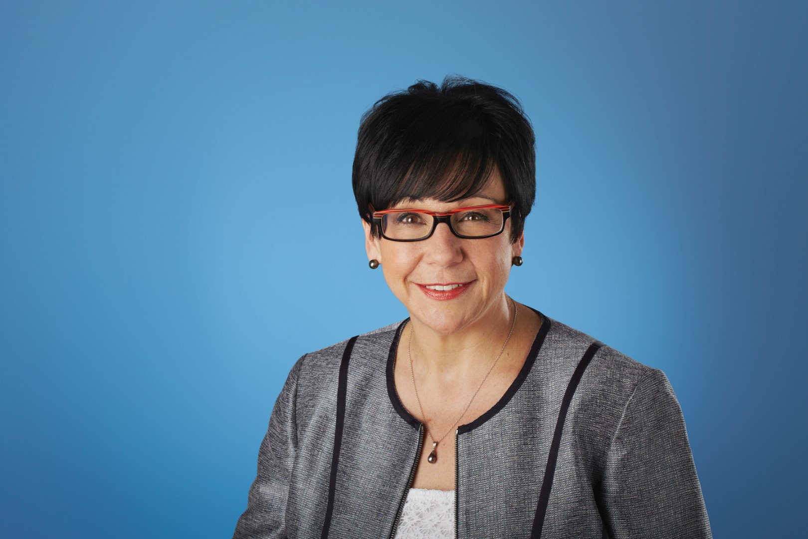 Élaine Zakaïb annonce la composition de son cabinet ministériel