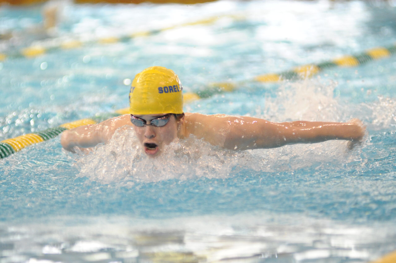 Jérémy Gagné s'illustre en natation