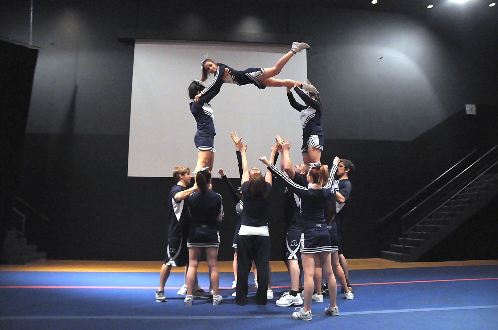 Une première compétition de  cheerleading  réussie pour les Rebelles