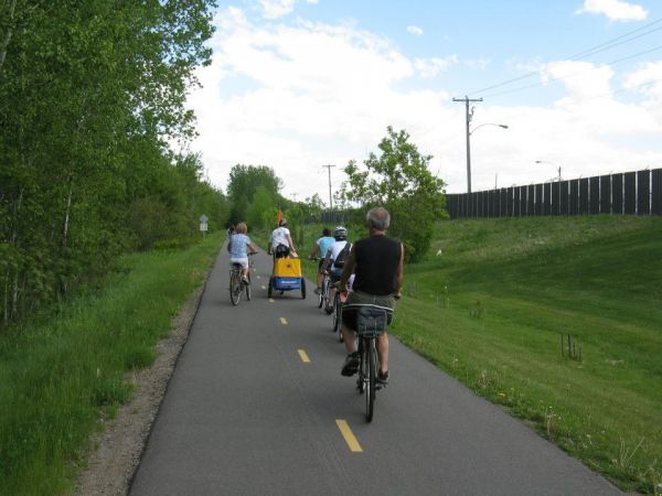Opération cyclistes sur le boulevard Poliquin