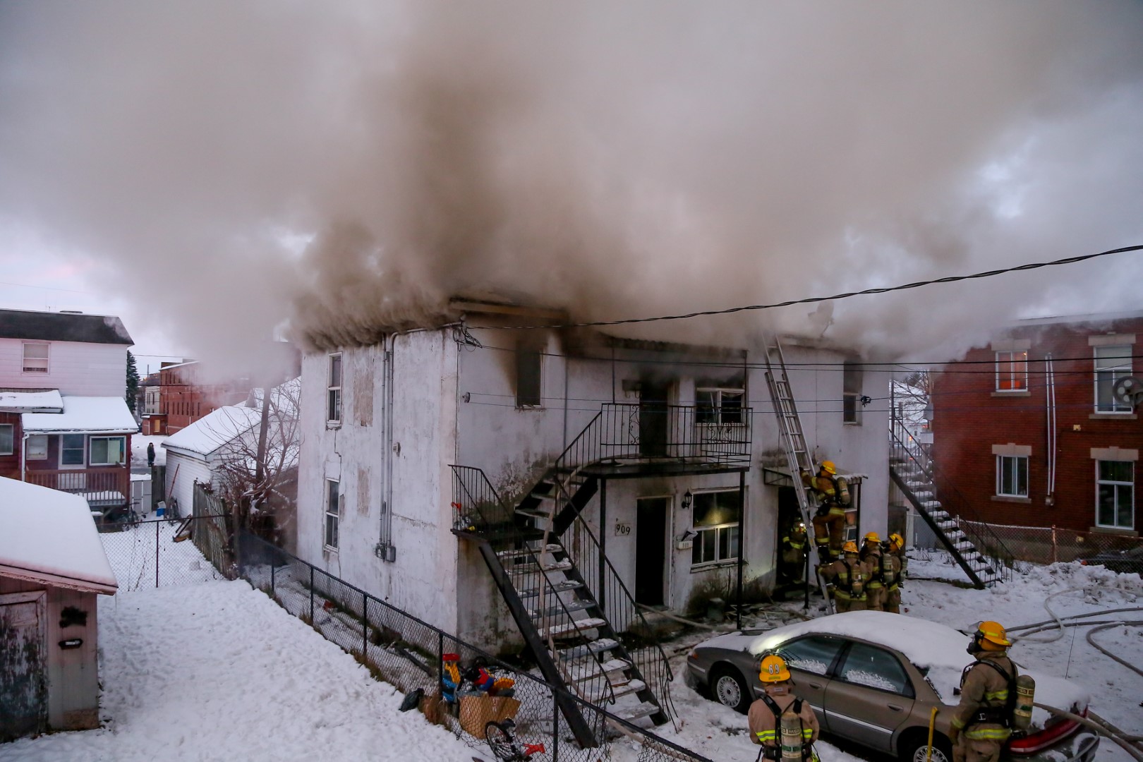 Un bâtiment part en fumée à Saint-Joseph-de-Sorel