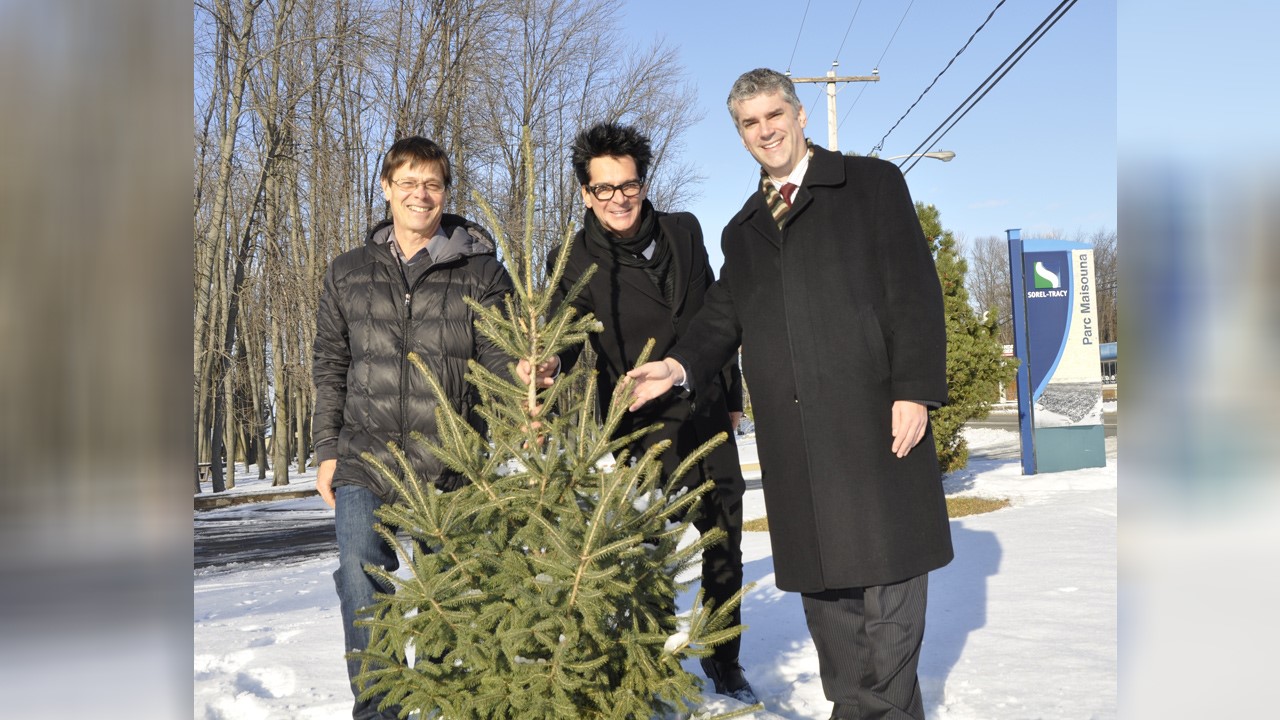 Une centaine d'arbres pour le parc Maisouna
