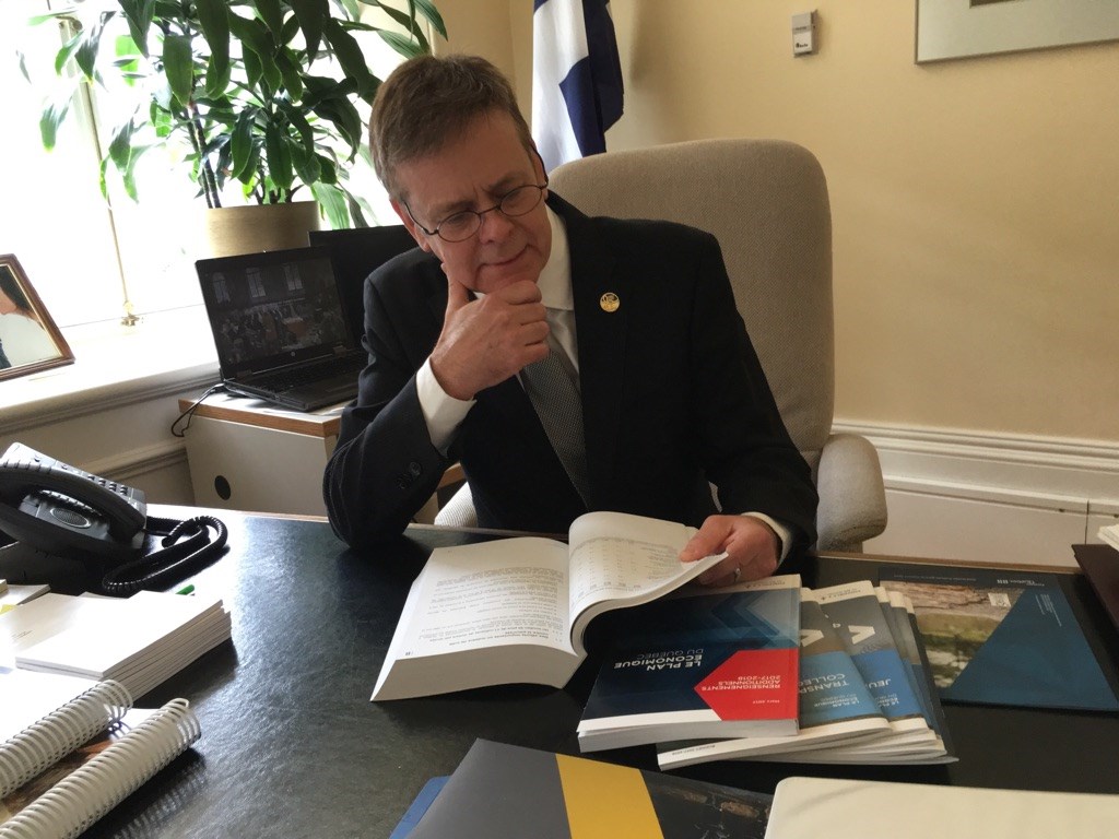 Budget 2017-2018: Après trois ans de démolition, le budget du rafistolage