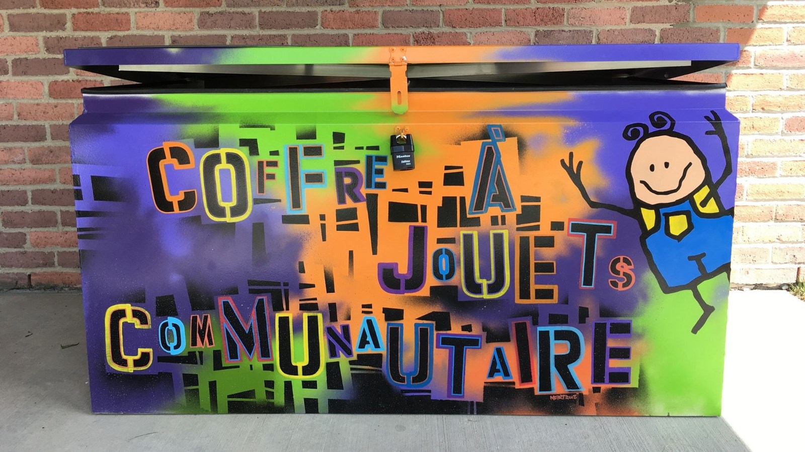 Implantation d’un 3e coffre à jouets communautaire au parc Dorimène-Desjardins