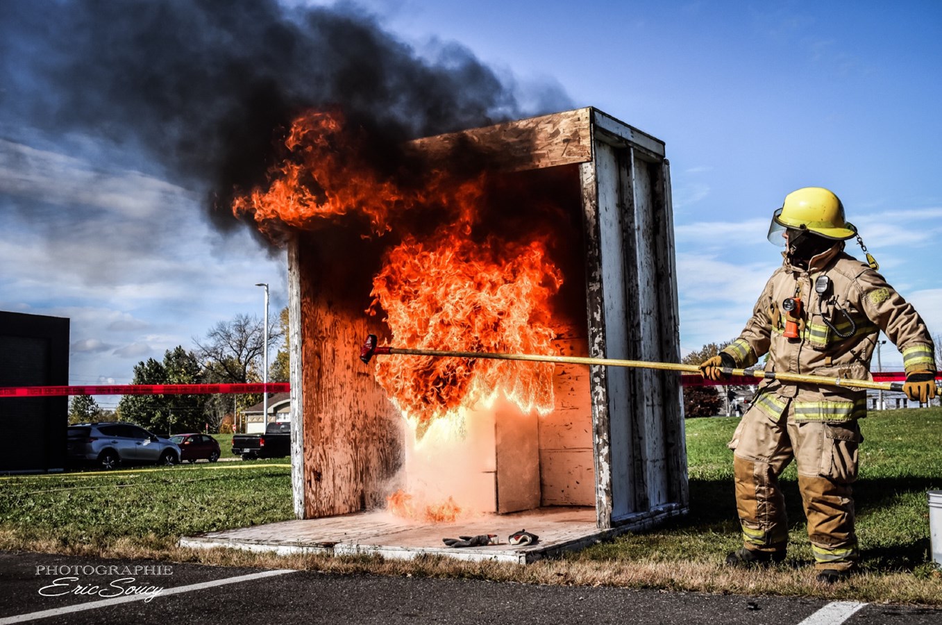 Une simulation de feu de cuisson a été réalisée pour montrer les dégâts dévastateurs qu'il peut causer.