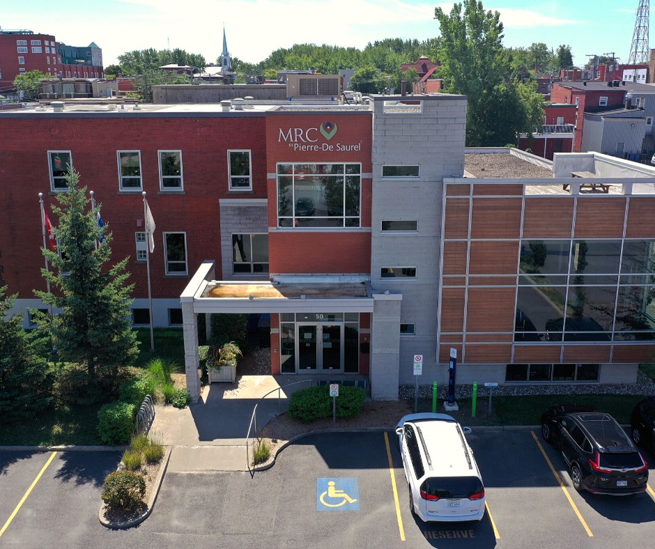 Le centre administratif de la MRC de Pierre-De Saurel est accessible