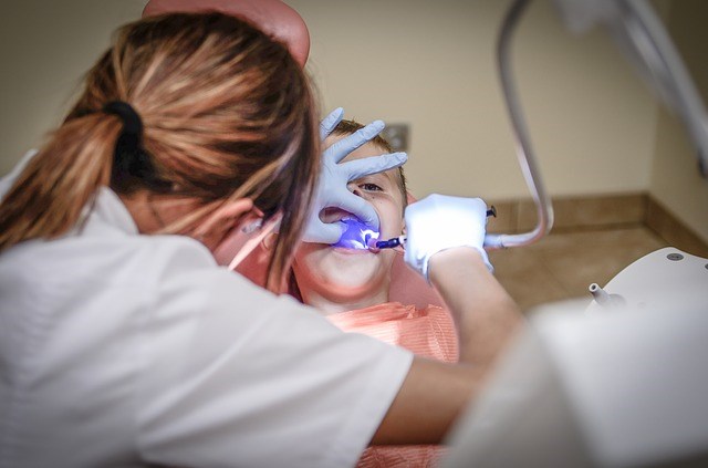 Comment choisir un dentiste pour son enfant ?