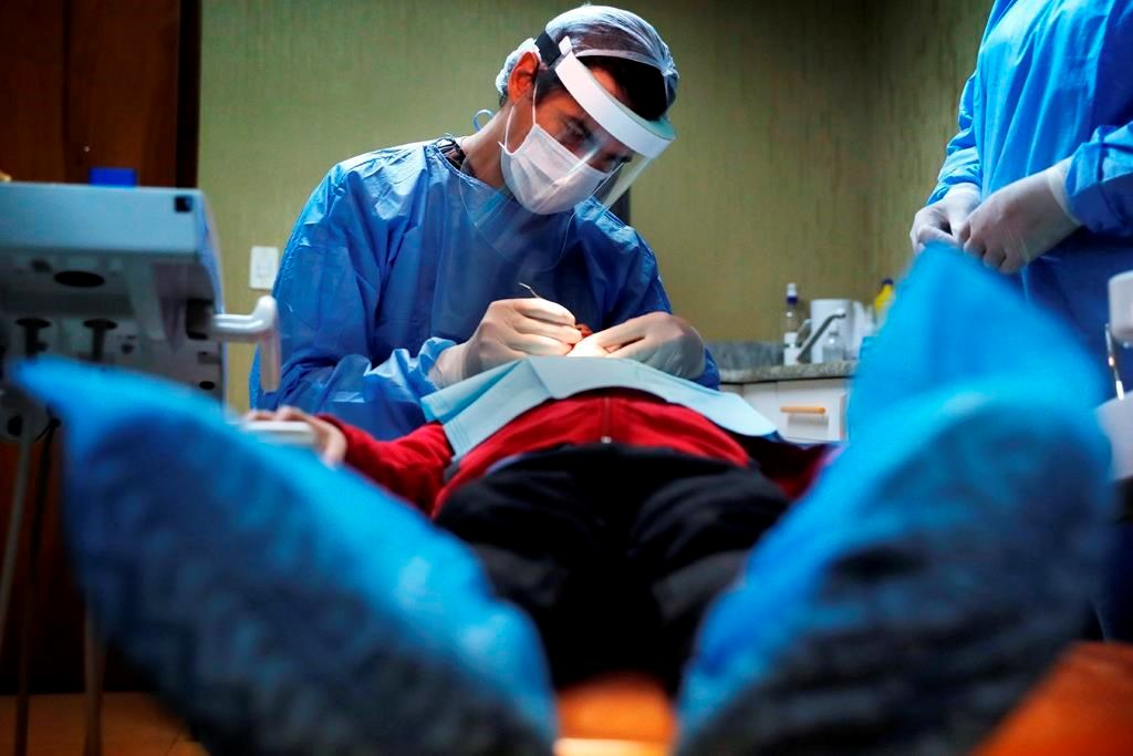 Le projet de loi sur les soins dentaires adopté à Ottawa