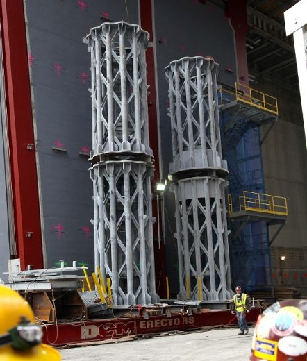 LeGroupe ADF a bâti l'antenne au sommet du nouveau World Trade Center, à New York.