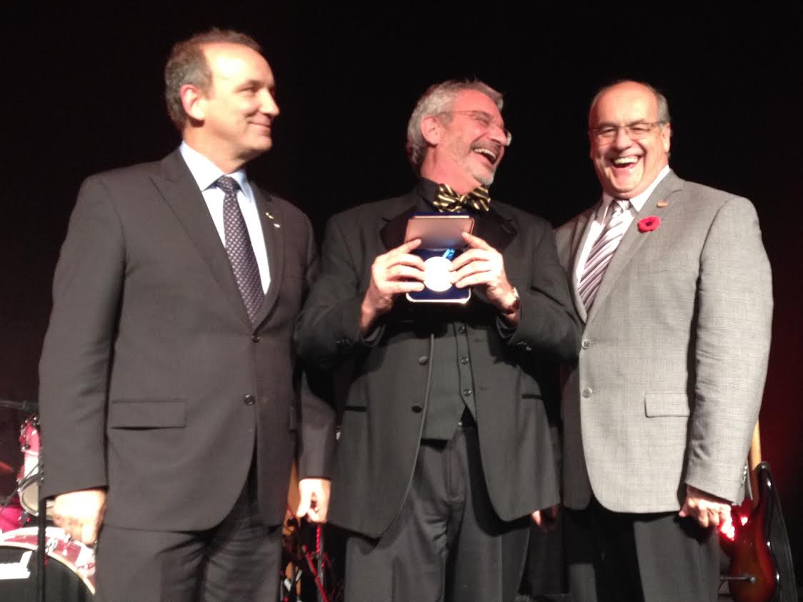 Claude Surprenant et Mario Laframboise soulignent la carrière de Charles Le Borgne