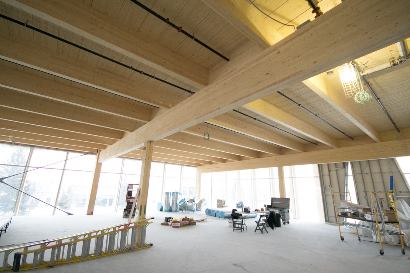 Les pieds dans le chantier de la bibliothèque Paul-Mercier 