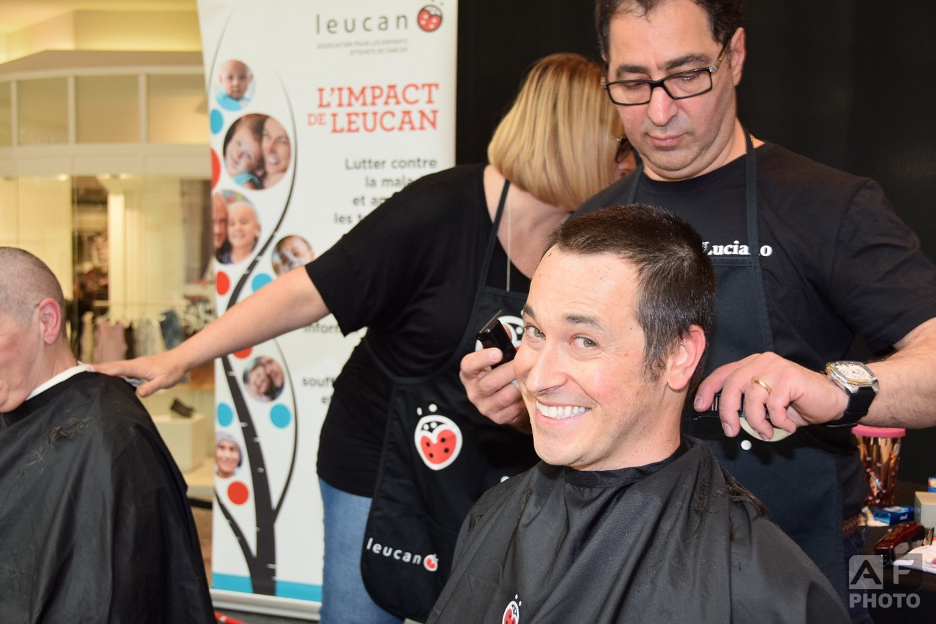 Les participants du Défi têtes rasées Leucan au Galeries Rive  Nord amassent 45 400 $