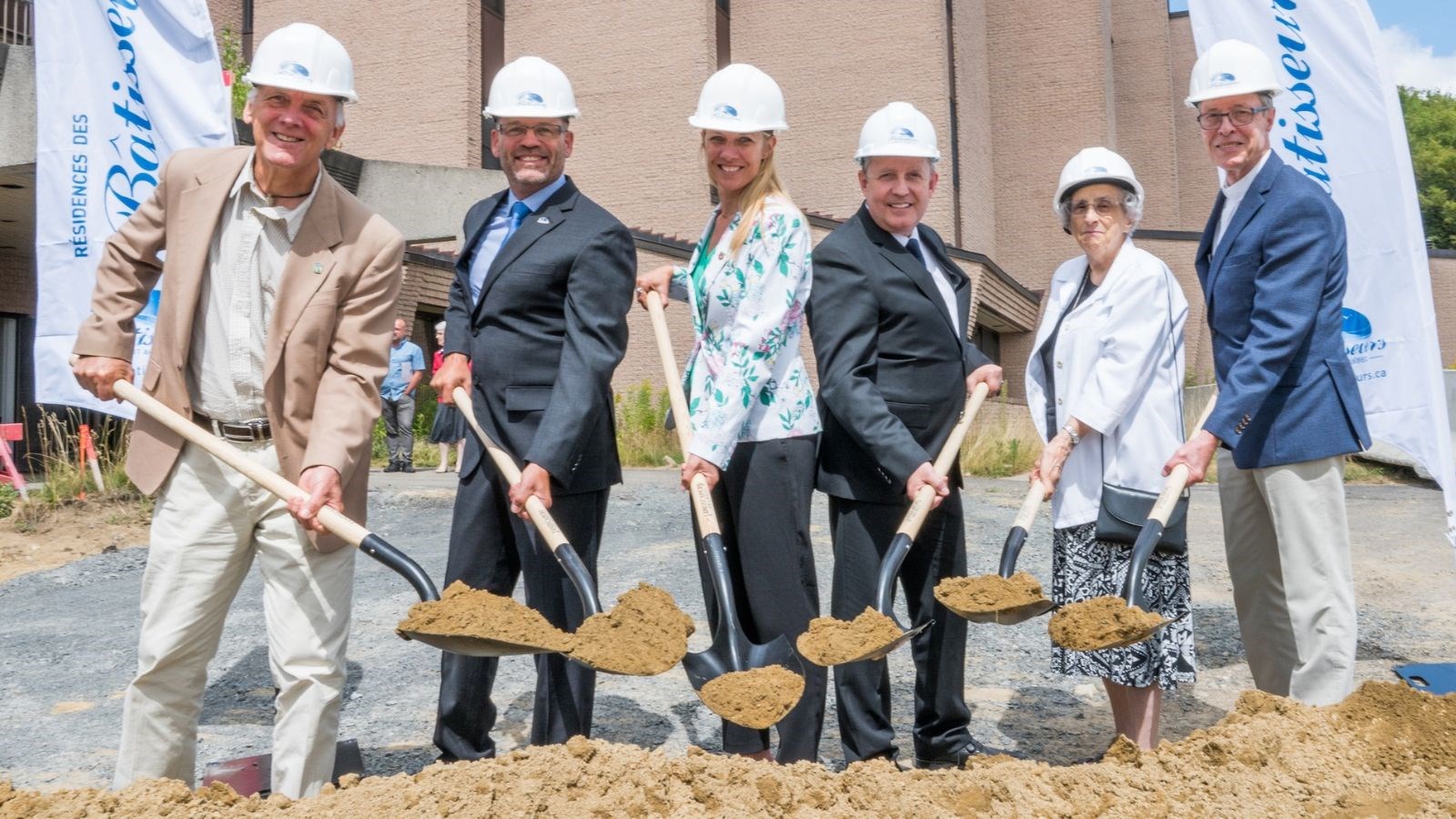 Le chantier de la Résidence des bâtisseurs Sainte-Adèle est officiellement lancé
