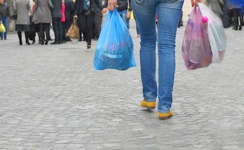 La Ville de Sainte-Anne-des-Plaines interdit l'usage des sacs plastiques dès mardi 1er octobre