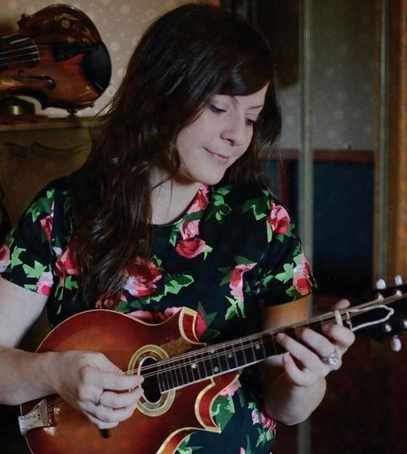 Marie-Annick Lépine, multi-instrumentiste du groupe Les Cowboys Fringants.