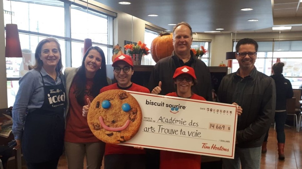 Les sourires du biscuit de Tim Hortons ont récolté 14 669 $ 