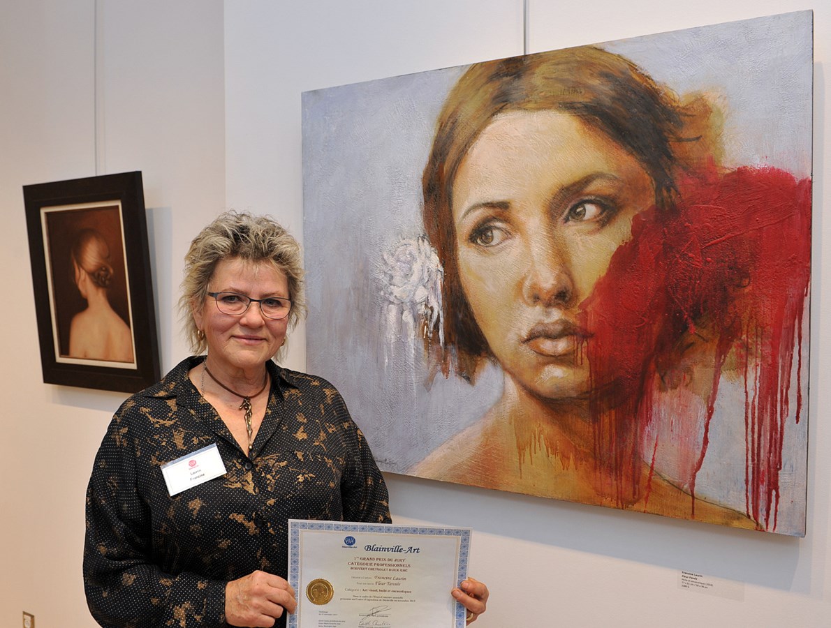 Le 1er Grand Prix, catégorie Professionnels,  décerné à l’artiste Francine Laurin pour "Fleur Fanée".
