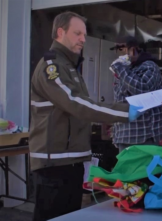 La Sûreté du Québec se mobilise pour aider les banques alimentaires