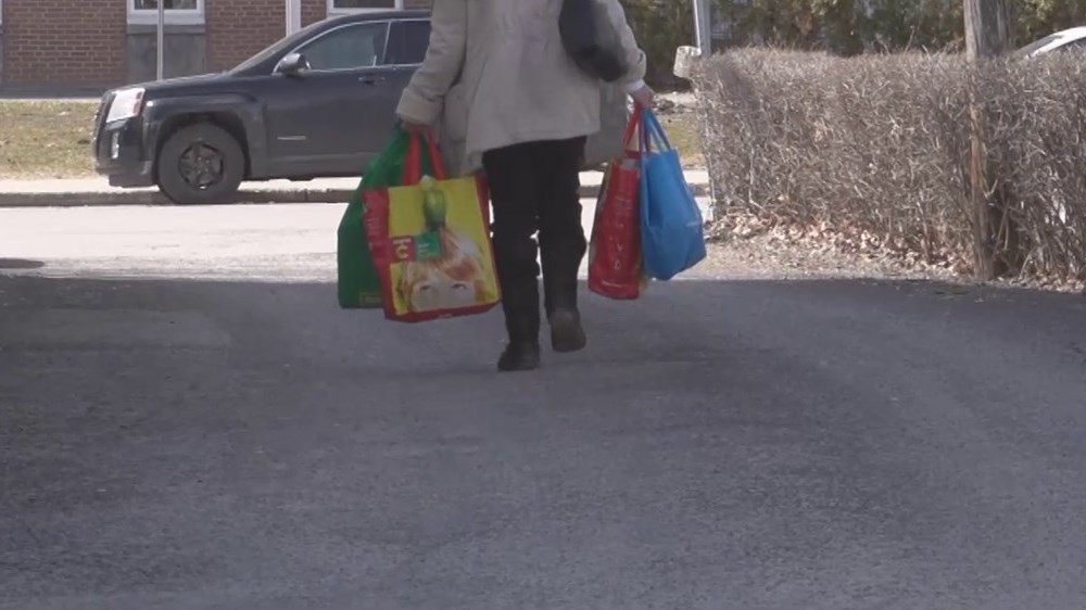 La Sûreté du Québec se mobilise pour aider les banques alimentaires