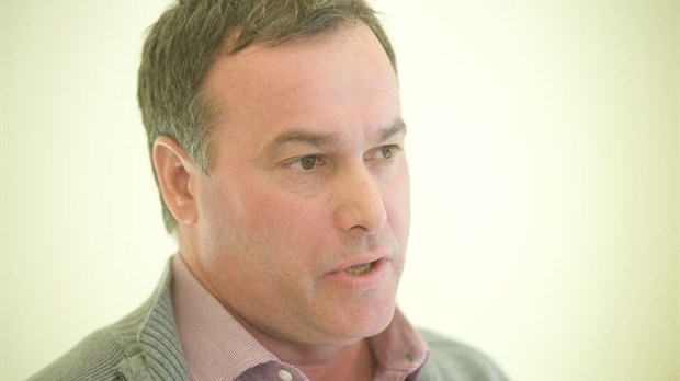 Le maire de Mirabel Jean Bouchard continue la lutte contre sa tumeur au cerveau