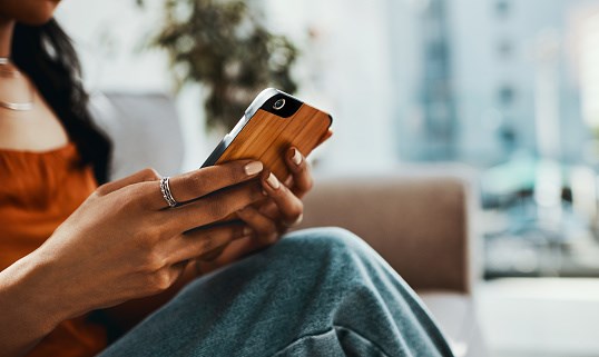 Violences conjugales : un nouveau service de clavardage disponible