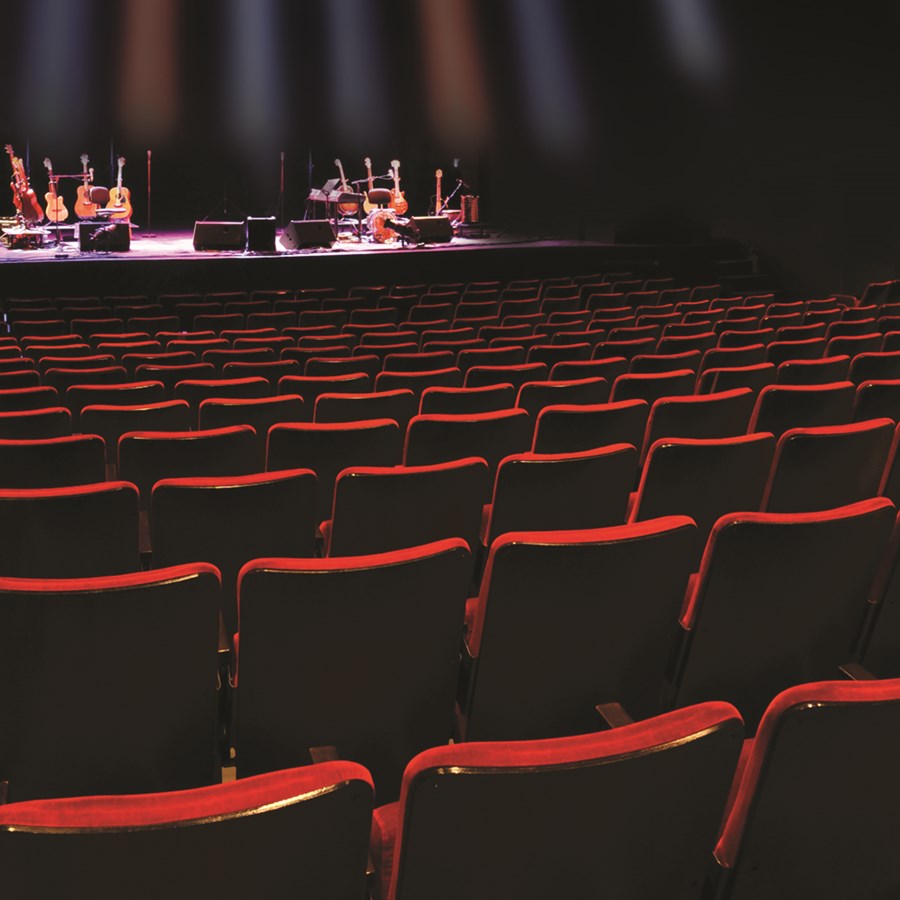 Québec annonce un nouveau programme d'aide temporaire aux salles de spectacles