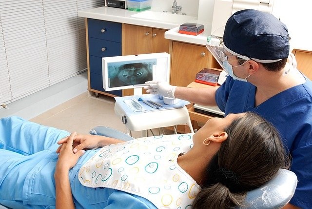 Quel est le lien entre les dents et les maux de tête ?