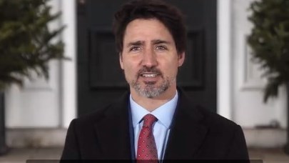 Justin Trudeau demande aux Canadiens d’éviter de voyager
