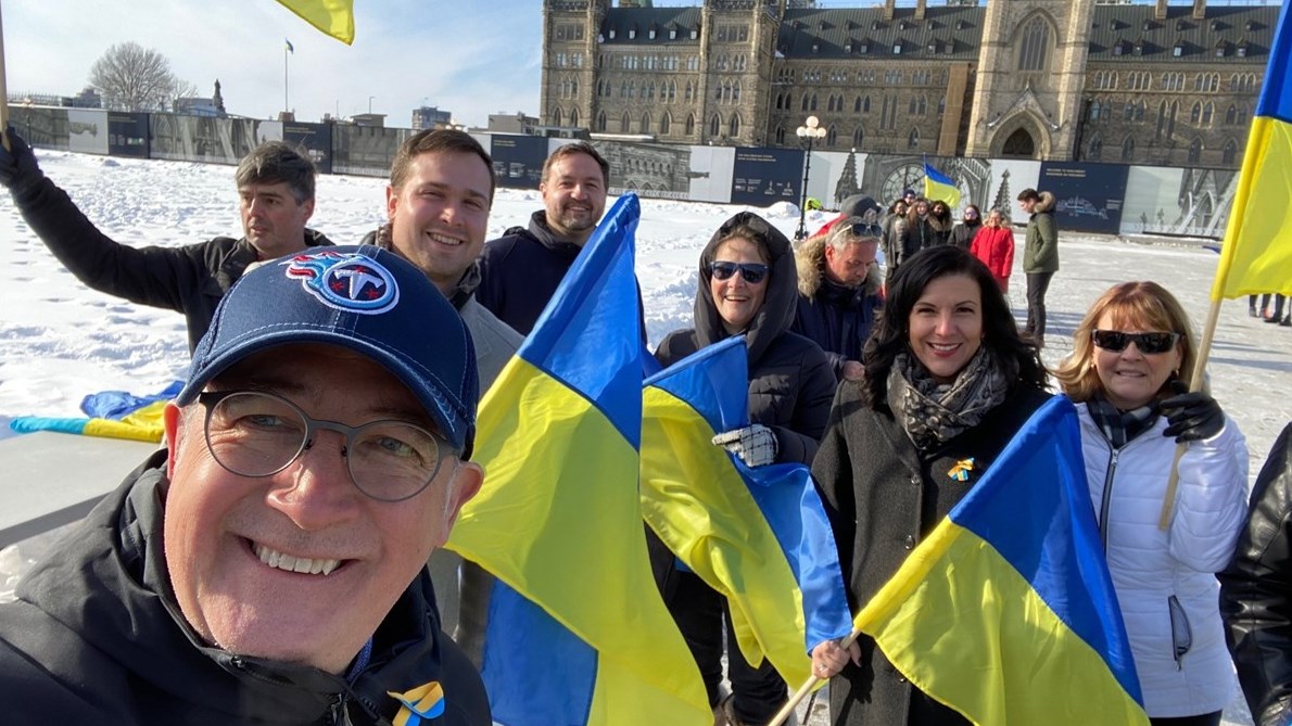Les députés bloquistes de Joliette et de Berthier-Maskinongé, Gabriel Ste-Marie et Yves Perron, proposent des solutions pour appuyer les Ukrainiens.