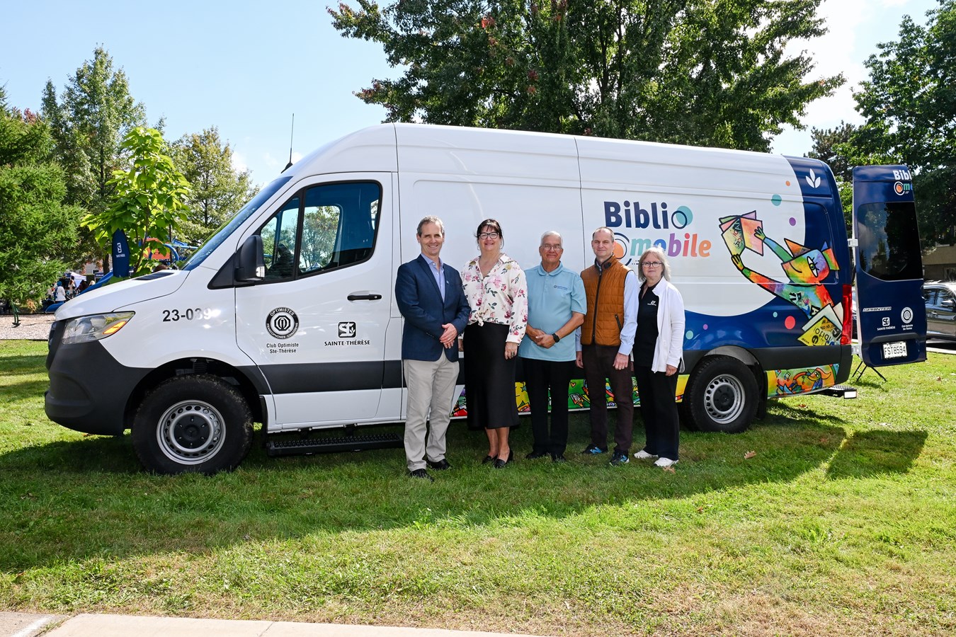 La Ville de Sainte-Thérèse inaugure sa toute nouvelle Bibliomobile