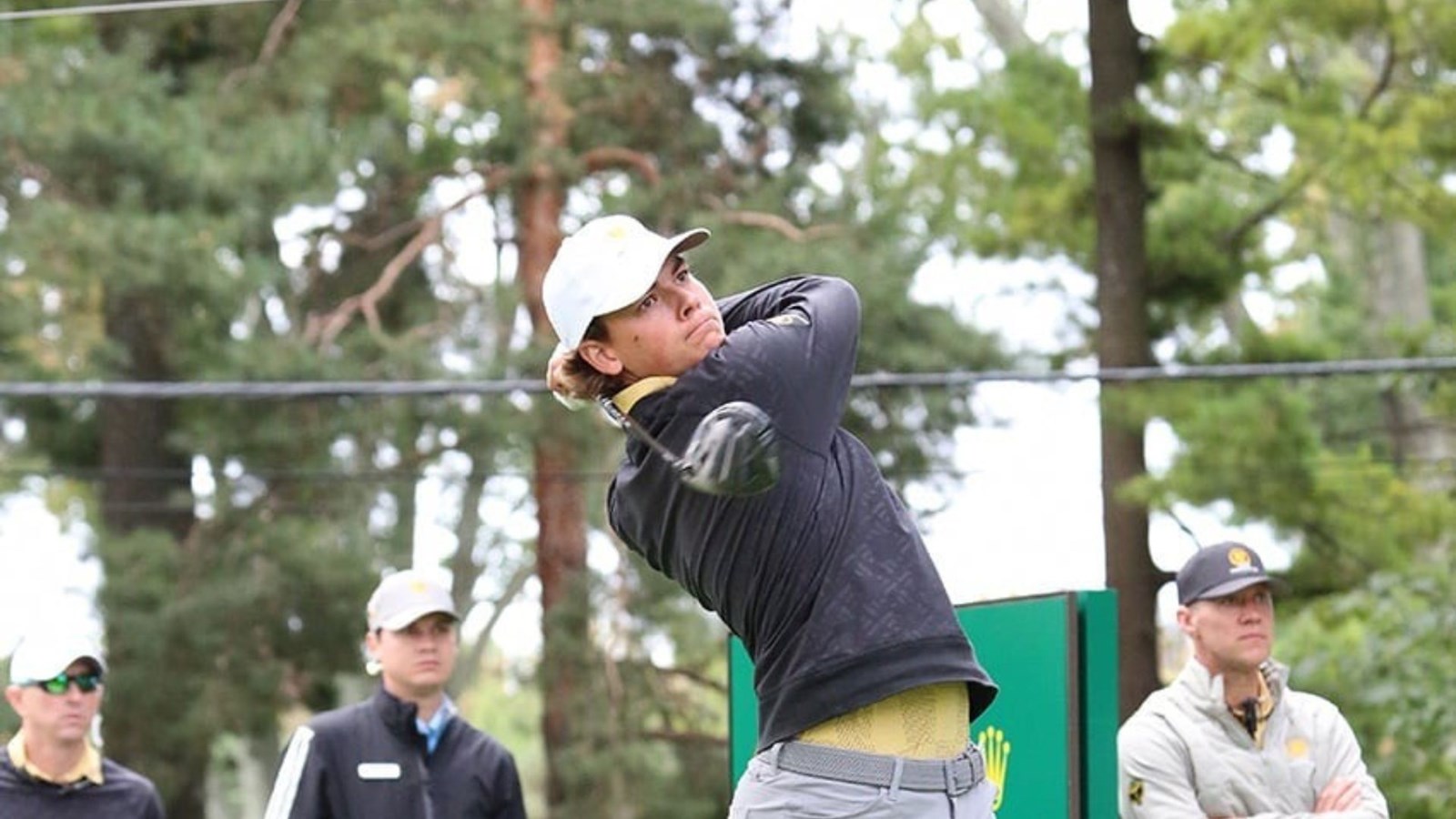 Six jeunes golfeurs des Laurentides reçoivent une bourse d'Aléo