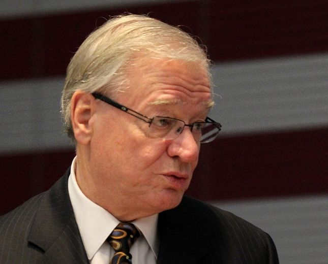 Le maire Vaillancourt nie