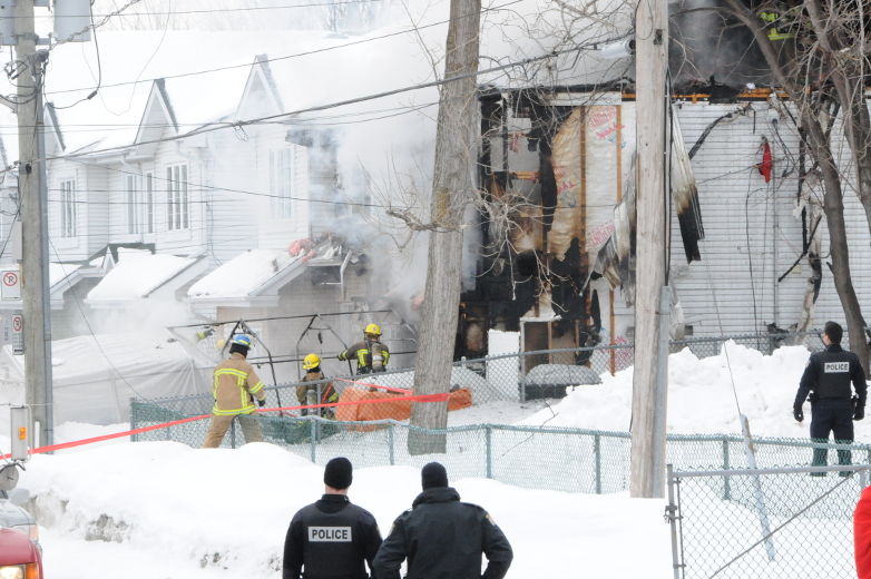 Un feu ravage une maison de Fabreville