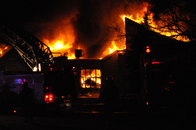 Une résidence pour personnes âgées est la proie des flammes