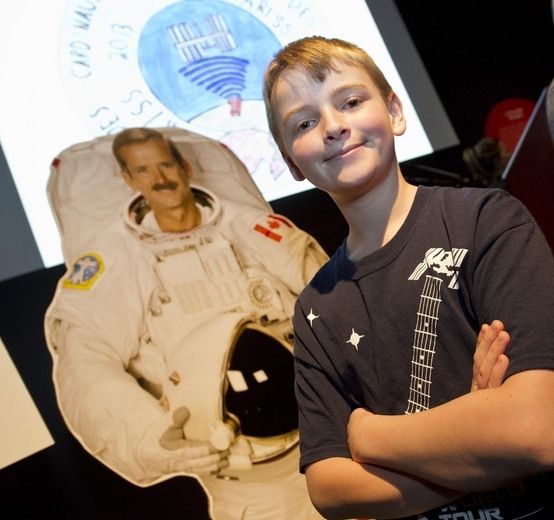 Des jeunes de l’école Des Cardinaux s’entretiendront avec l’astronaute Chris Hadfield