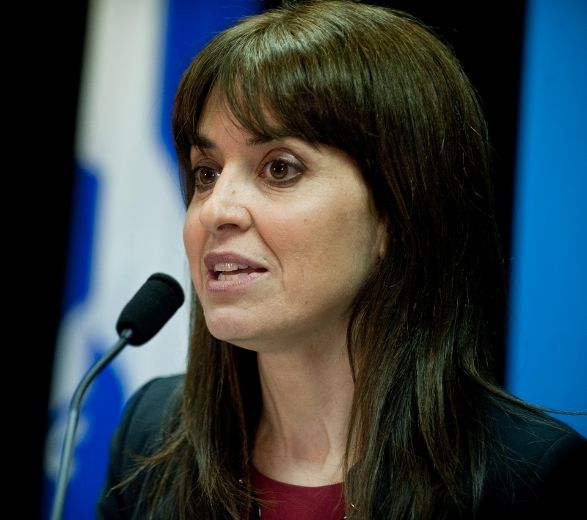 La ministre Hivon donne 1,1 M$ pour les jeunes adultes vivant avec une déficience