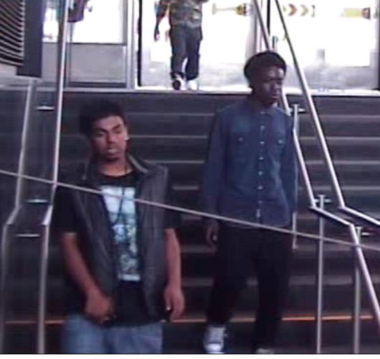 Vols dans le métro de Laval : deux suspects sont recherchés